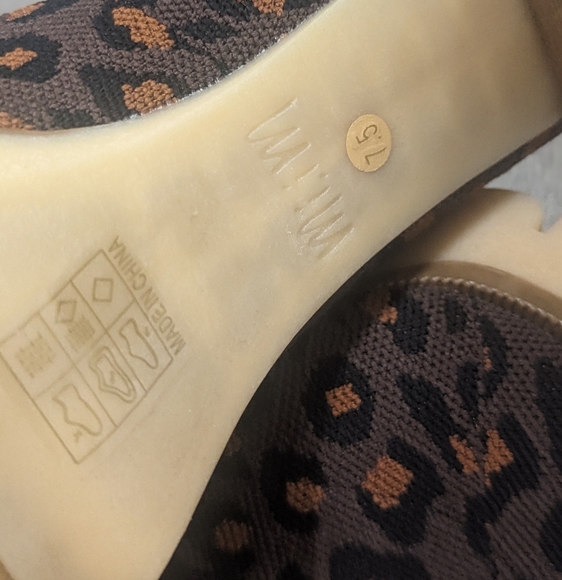 Animal Print Boots - Picture 6 of 7